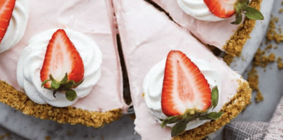No-Bake Strawberry Cheesecake – The Recipe Critic