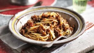 Easy spaghetti bolognese recipe