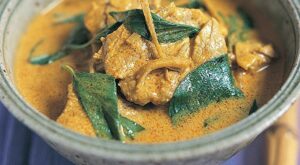5 quick and easy curry recipes to cook midweek | Pork curry, Curry recipes easy, Curry recipes