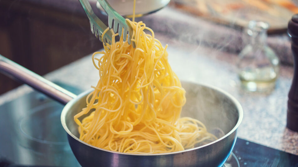 The Oil Trick To Prevent Gluten-Free Pasta From Becoming Mushy – Tasting Table