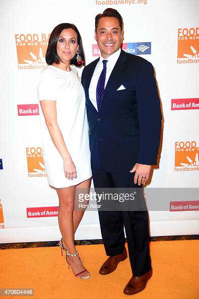Sarah Mauro and chef Jeff Mauro attend the Food Bank For New York…