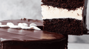 Ding Dong Cake Recipe – The Recipe Critic
