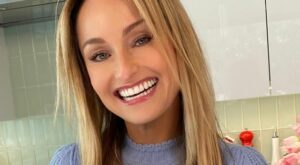 Giada DeLaurentiis on Instagram: “Eat Better, Feel Better is finally here!! This wellness cookbook has been 10 years in the making & the book I am most proud of. It’s the culmination of my personal health journey with recipes, wellness tips, my 3-day clean eating reboot & the reason I can honestly say I feel better (w/ more energy!) now at 50 than I did in my 30’s. I hope it helps you & brings you as much joy as it did me to create it. ❤️❤️❤️ #eatbetterfeelbettergiada”
