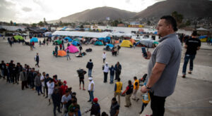 A Honduran Restaurant Hands Out Hot Comfort Food For The Migrant Caravan In Tijuana
