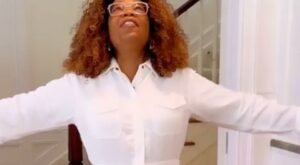 Oprah Winfrey Snacked on a Charcuterie Board in a 5 Jumpsuit, but You Can Replicate the Look Starting at  – Yahoo Entertainment