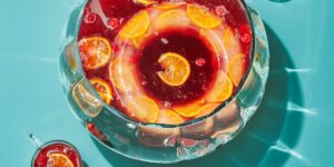 30 Best Christmas Punch Recipes for a Festive Holiday Party – Good Housekeeping
