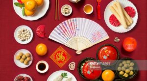Flat lay Chinese new year decoration, food and drink still life. Text… | Chinese new year food, New year’s food, Lucky food – B R Pinterest