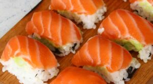 How to make salmon nigiri – easy step by step guide