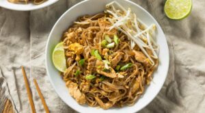Chicken Pad Thai – Corrie Cooks