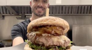 Once Again Olympus Burger is Voted One of the Top 10 Burgers in Canada by The Food Network – Today’s Northumberland – Your Source For What’s Happening Locally and Beyond