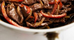 Why Hawaiian Chopped Steak Needs To Be Part Of Your Stir-Fry Repertoire – Tasting Table
