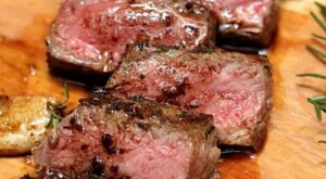 rosemary-garlic-butter-sirloin-steak-[video]-|-recipe-[video]-|-grilled-steak-recipes,-steak-dinner-recipes,-easy-steak-recipes