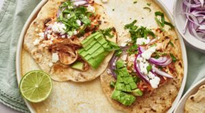 Chicken Tinga Tacos – Slender Kitchen