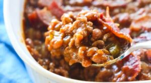 The Best Baked Beans Recipe (+VIDEO) – The Girl Who Ate Everything