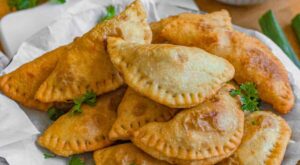 Easy Beef Empanada Recipe – Argentinian Snack! – The Foreign Fork