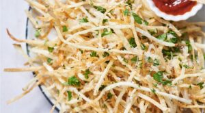 Shoestring Garlic Parmesan Fries Recipe – Tasting Table