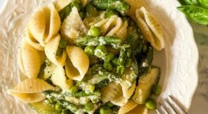 Fresh Asparagus and Peas Pasta: A Traditional Italian Recipe – Simple Italian Cooking