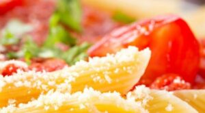 Zesty Fresh Tomato Garlic Pasta: Easy Italian Delight! – Simple Italian Cooking