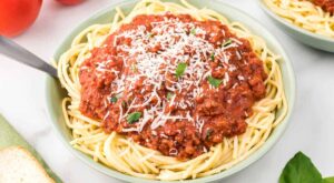 Easy Beef Bolognese Sauce Recipe | Busy Day Dinners