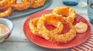 Make Golden, Crunchy Onion Rings In an Air Fryer