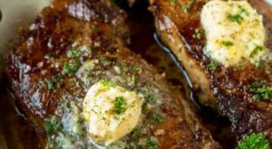 Sirloin Steak with Garlic Butter – Dinner at the Zoo | Top sirloin steak recipe, Steak dinner recipes, Sirloin steak recipes