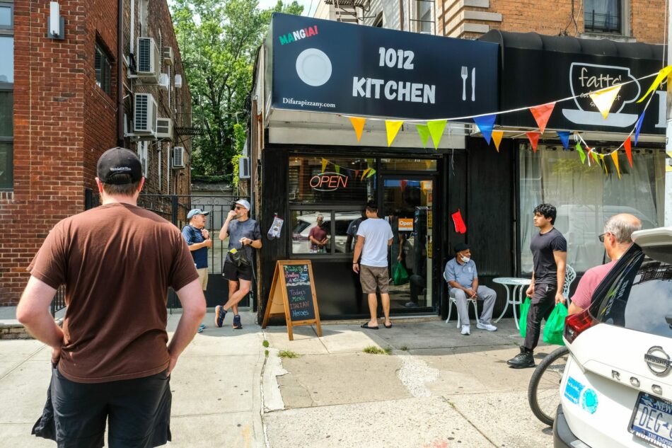 Midwood’s legendary Di Fara Pizzeria opens sandwich shop 1012 Kitchen down the block  – Brooklyn Magazine