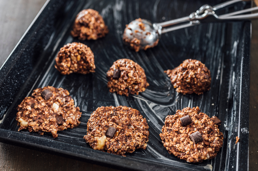 These 5-Ingredient Protein-Packed ‘Magic Cookies’ Are the Perfect Way To Kick-Start the Baking Season