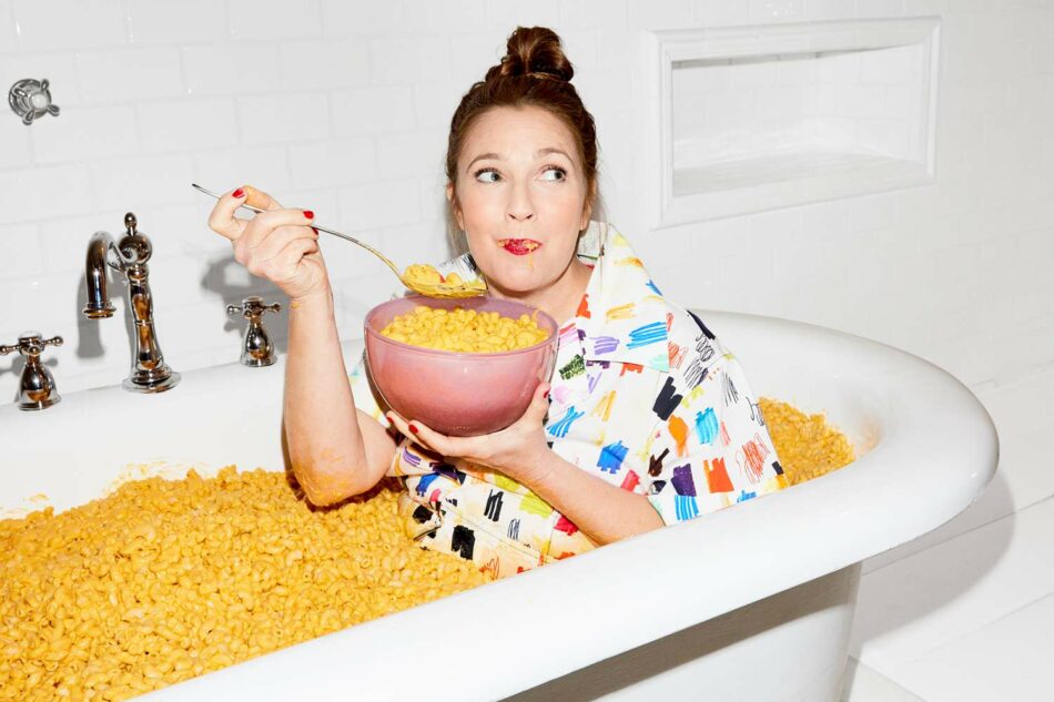 Watch Drew Barrymore Bathe in a Tub of Mac and Cheese: ‘I’m Living My Dream’