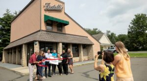 New owners reopen Fratelli