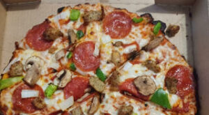 Domino’s gluten free pizza option is WAY overpriced | Bachelor on the Cheap | NewsBreak Original