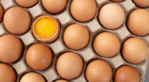 False Facts About Hard-Boiled Eggs You Thought Were True – Mashed