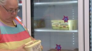 ‘It’s heartwarming:’ Harvesters gives Blue Valley Food Pantry nutritious foods