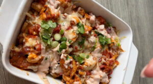 My low-calorie chicken enchilada loaded potatoes make weight loss ‘easy peasy’