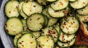 Asian Cucumber Salad – The Recipe Critic
