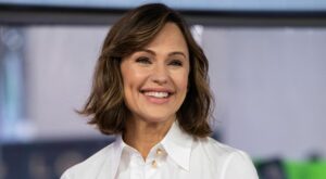 Jennifer Garner, 51, Shared Her Holy-Grail Products for Looking and Feeling Her Best
