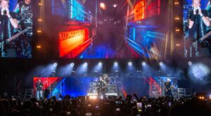 Why do people hate Nickelback? I went to their concert in Hershey to find out