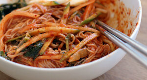 Bibim Naeng Myeon, the Best Korean Spicy Noodle Salad