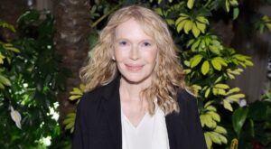 Mia Farrow’s porch color has a ‘subtle yet undeniable allure’ that real estate agents say could ‘exceed expectations’