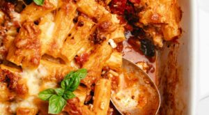The Budget-Friendly 5-Ingredient Pasta Bake My Family Asks Me For All the Time