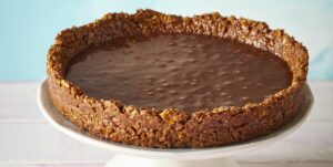 3 Ingredient Chocolate Caramel Tart – Recipes – Good Housekeeping uk