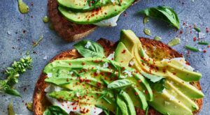 10+ High-Protein Breakfasts Ready in 5 Minutes – EatingWell