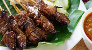 30-Minute Beef Satay Recipe With Creamy Thai Peanut Dipping … – 30Seconds.com