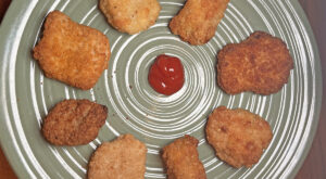 I Tried 8 Frozen Chicken Nuggets & One Blew the Others Away