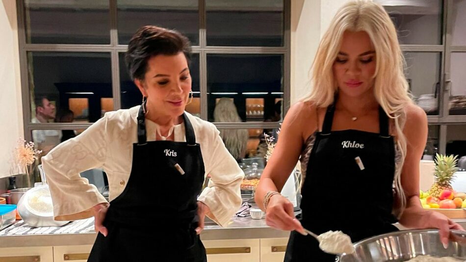“Italy Never Tasted So Good” – Kris Jenner Made Pizzas And Pasta With Her Daughters