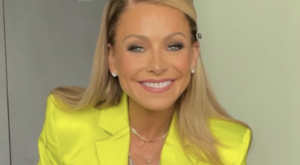 Live Star Kelly Ripa Shares Swimsuit Photo of “Endless Summer”