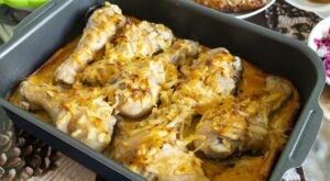 Succulent Caramelized Onion Baked Chicken Recipe Is a Winning Combination | Poultry | 30Seconds Food