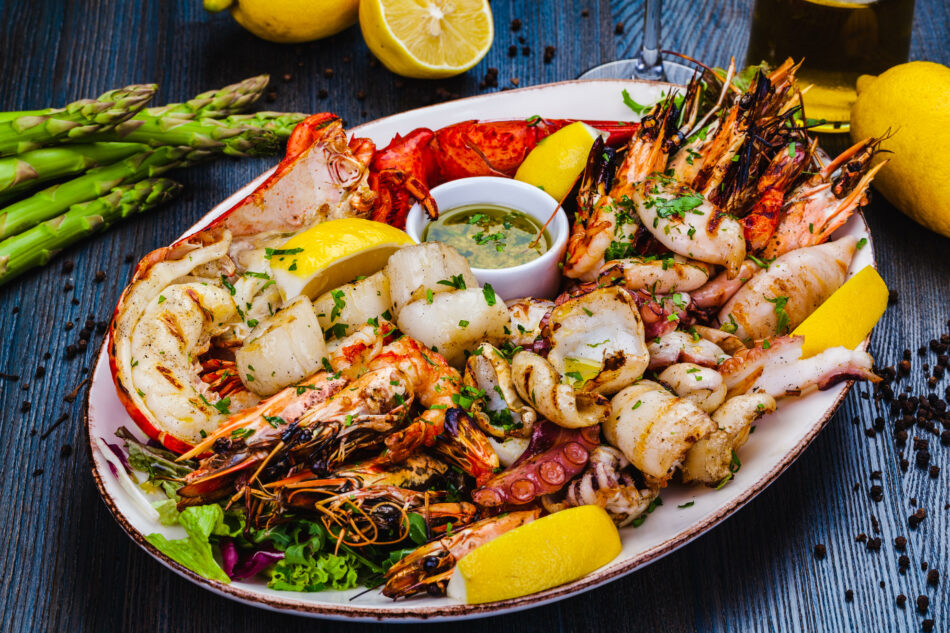 Popular Seafood Restaurant Named Florida’s Best ‘Cult-Favorite’ Restaurant | iHeart