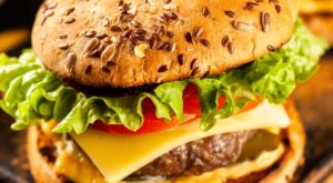 Best Cheese for Burgers (9 Top Types)