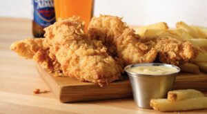 Wings and Rings Unveils a Hearty Fall LTO Menu Full of Flavor, Featuring Sam Adams Beer Cheese