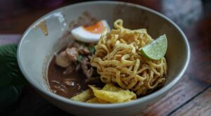 Food in Thailand – 20 Classic Thai Dishes